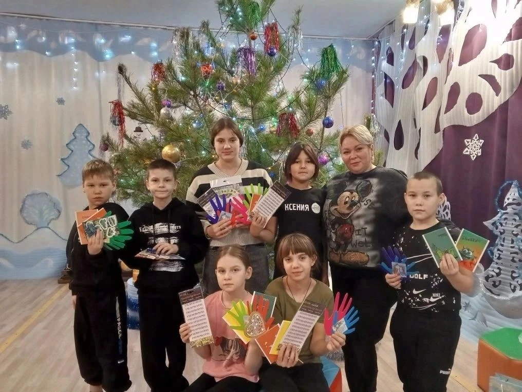 В РАМКАХ АКЦИИ «В ГОСТИ К ДЕДУ МОРОЗУ» ДЕТИ ИЗ СЕМЕЙ, НАХОДЯЩИХСЯ В СОЦИАЛЬНО ОПАСНОМ ПОЛОЖЕНИИ, ПРОВЕЛИ НОВОГОДНЮЮ СМЕНУ В КАТАЙСКОМ ФИЛИАЛЕ КУРГАНСКОГО РЕАБИЛИТАЦИОННОГО ЦЕНТРА ДЛЯ ДЕТЕЙ И ПОДРОСТКОВ С ОГРАНИЧЕННЫМИ ВОЗМОЖНОСТЯМИ